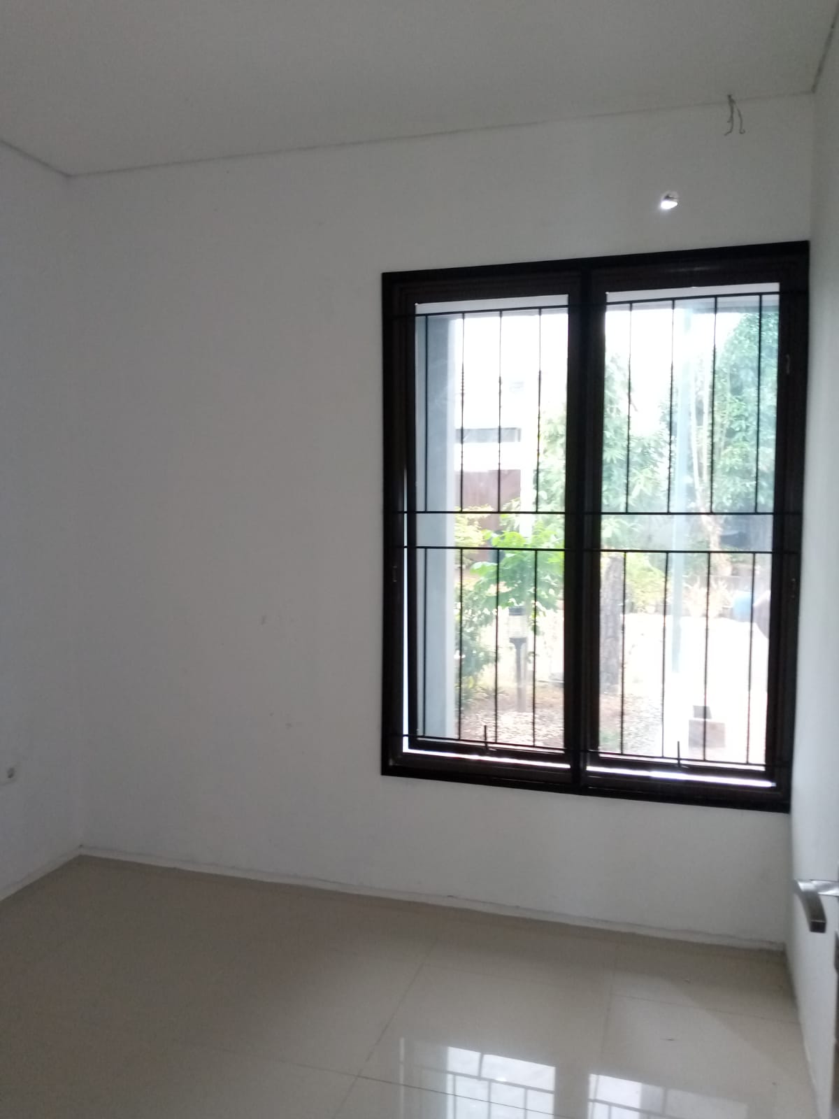 Rumah Dijual Siap Huni di Cluster Elysium Lippo Cikarang